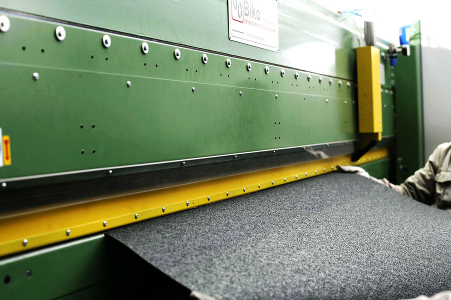 WEEM Abrasives üreticinin üretim hattı